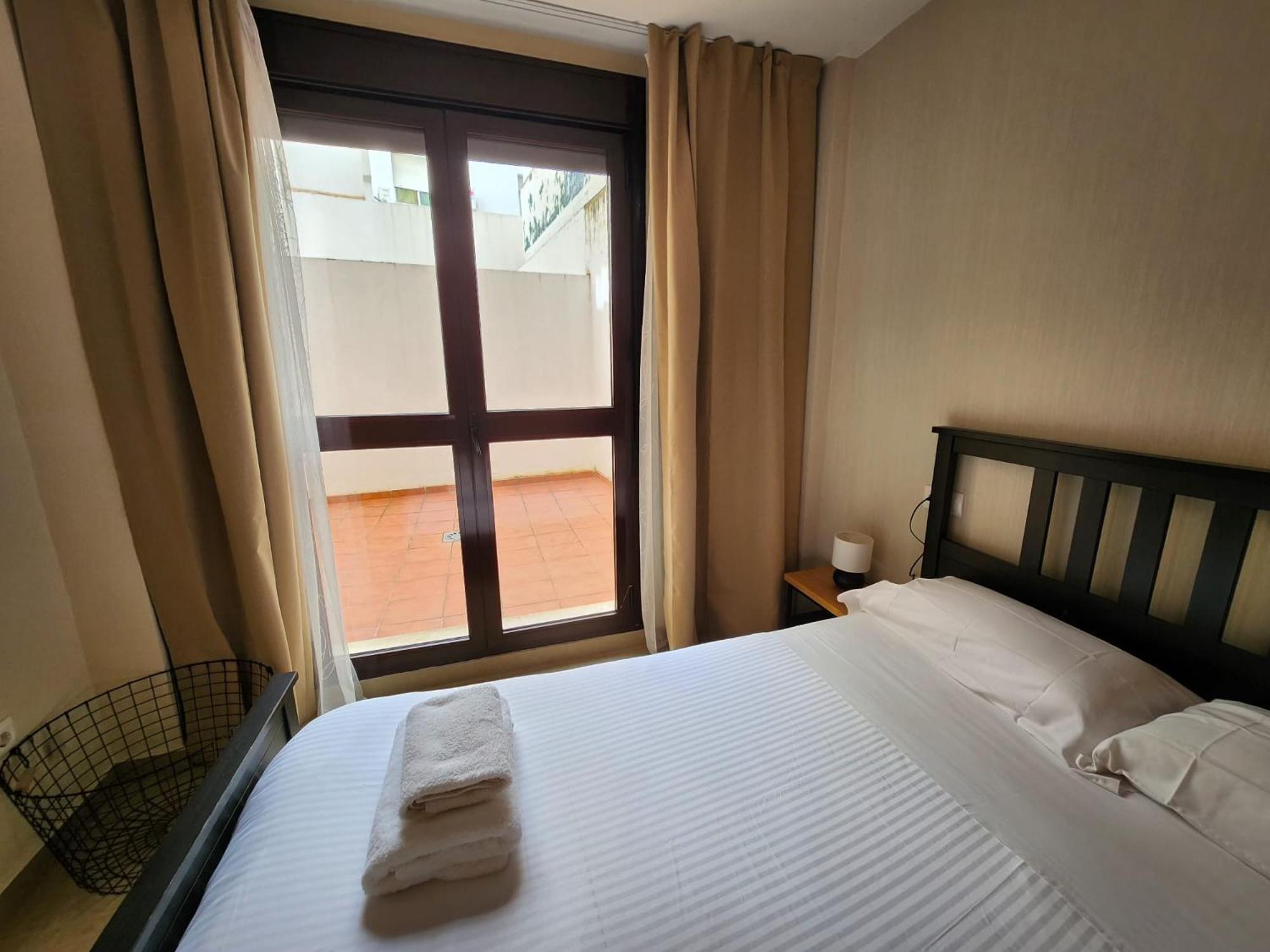 Allo Apartments Caballeros II Centro 1 Habitacion 헤레스 외부 사진