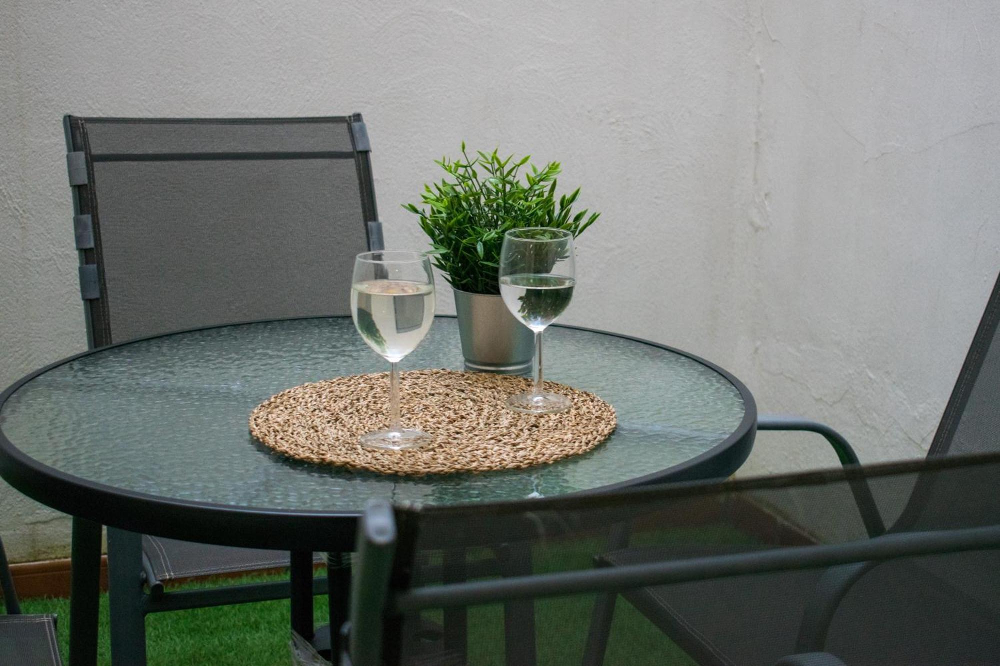 Allo Apartments Caballeros II Centro 1 Habitacion 헤레스 외부 사진