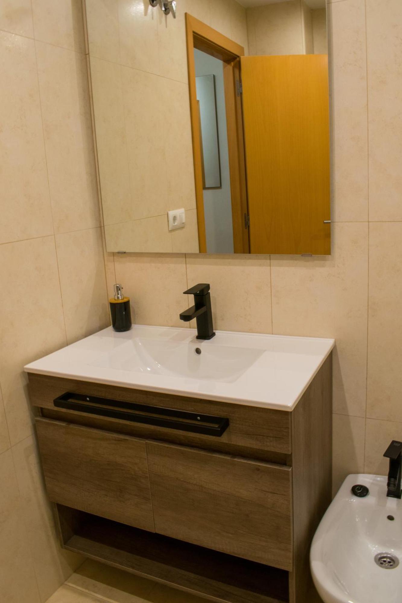 Allo Apartments Caballeros II Centro 1 Habitacion 헤레스 외부 사진