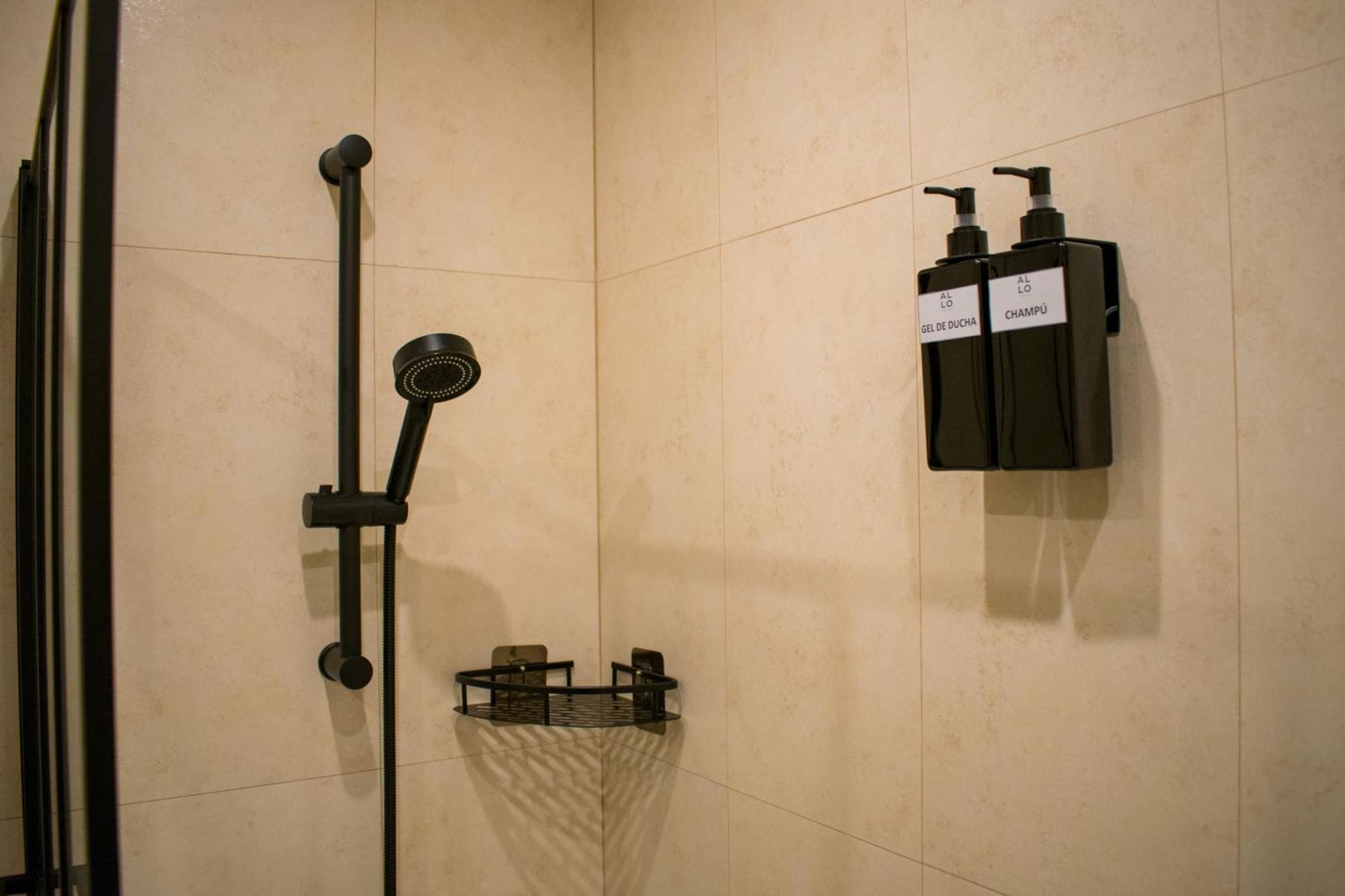 Allo Apartments Caballeros II Centro 1 Habitacion 헤레스 외부 사진